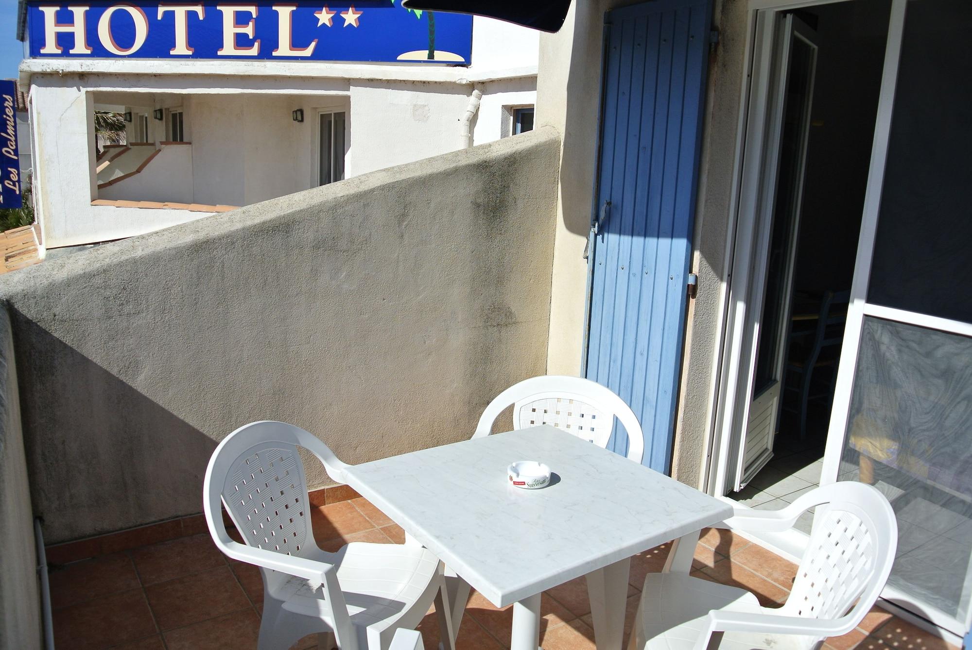 Hotel Les Palmiers En Camargue Saintes-Maries-de-la-Mer Eksteriør billede