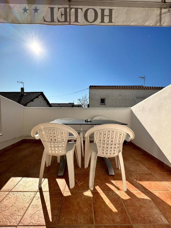 Hotel Les Palmiers En Camargue Saintes-Maries-de-la-Mer Eksteriør billede